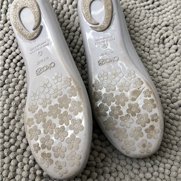 Oka B Flats🍩 - Picture 5 of 7